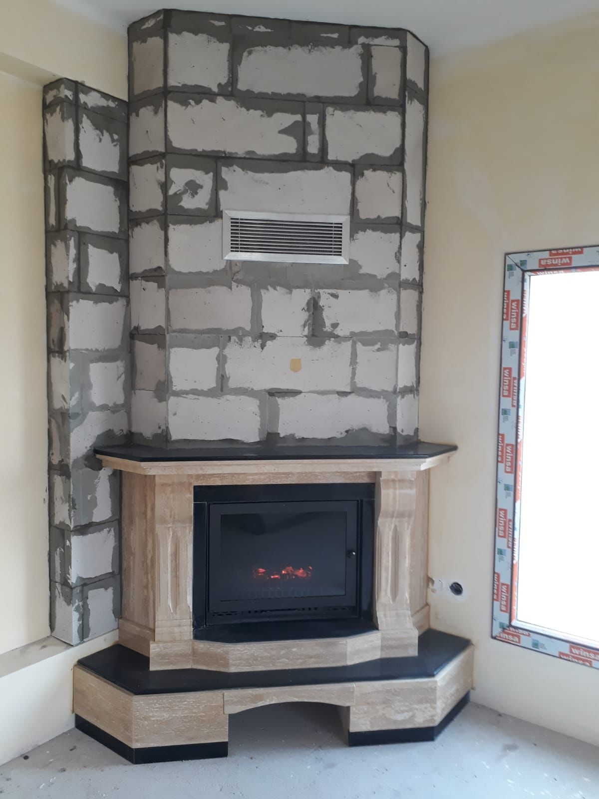 Traverten Köşe Şömine